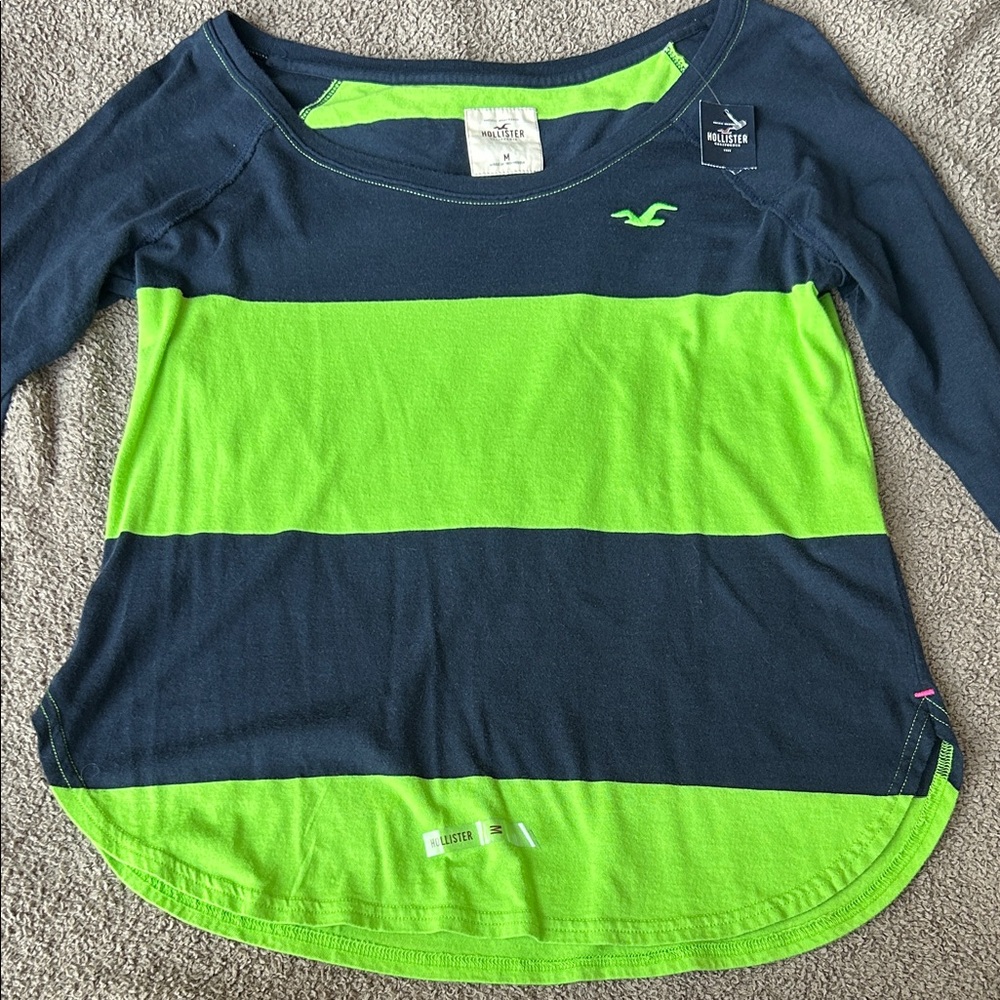 NWT Vintage Hollister Juniors Long Sleeve Navy and Lime Tee